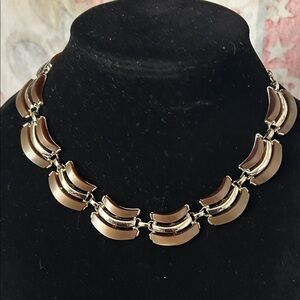 Chic Brown Necklace